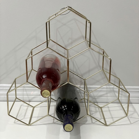 Chic and Modern 6 bottle metal wine rack - Picture 1 of 2